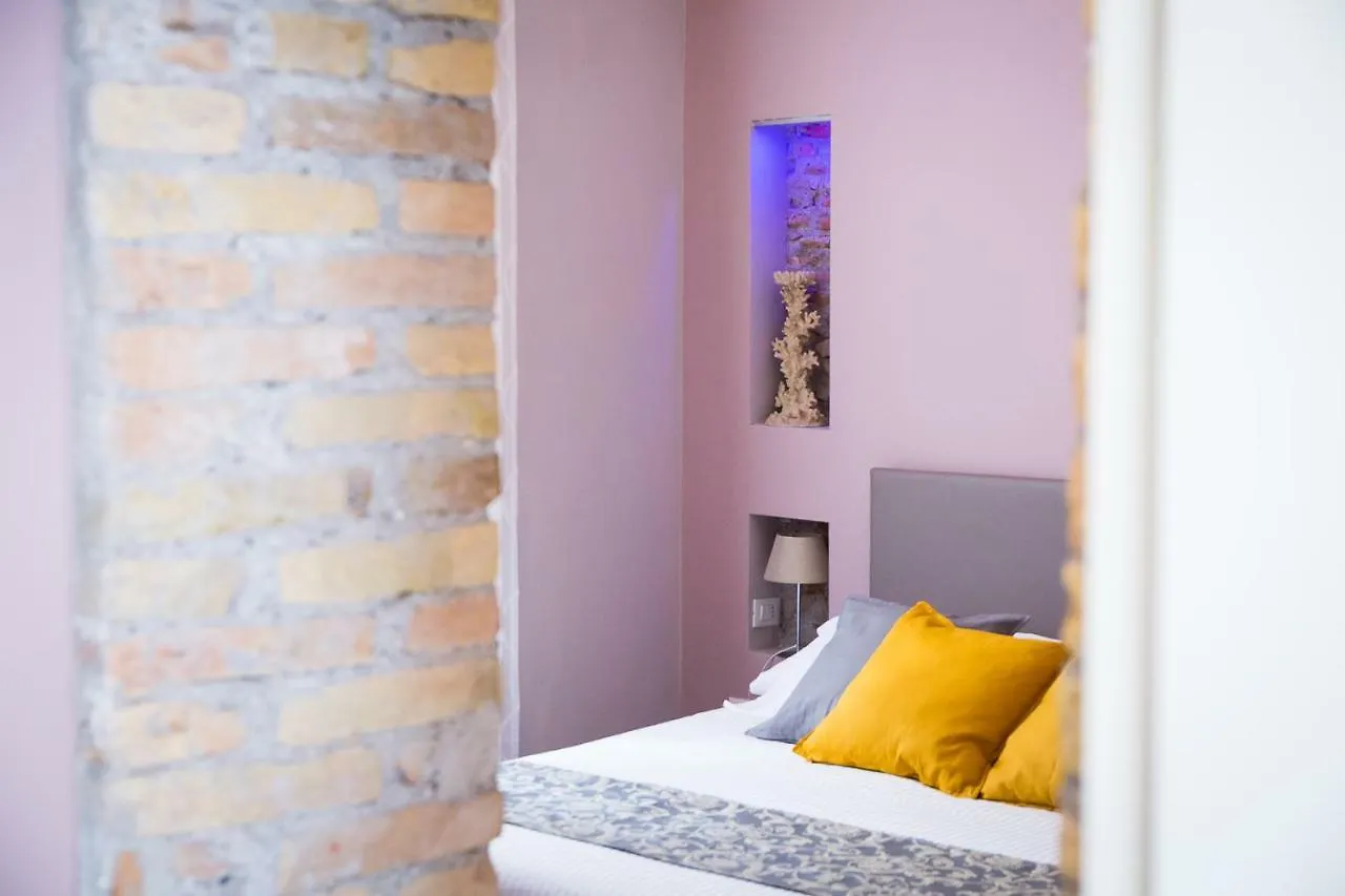 רומא Nerva Accomodation Cavour 3*,